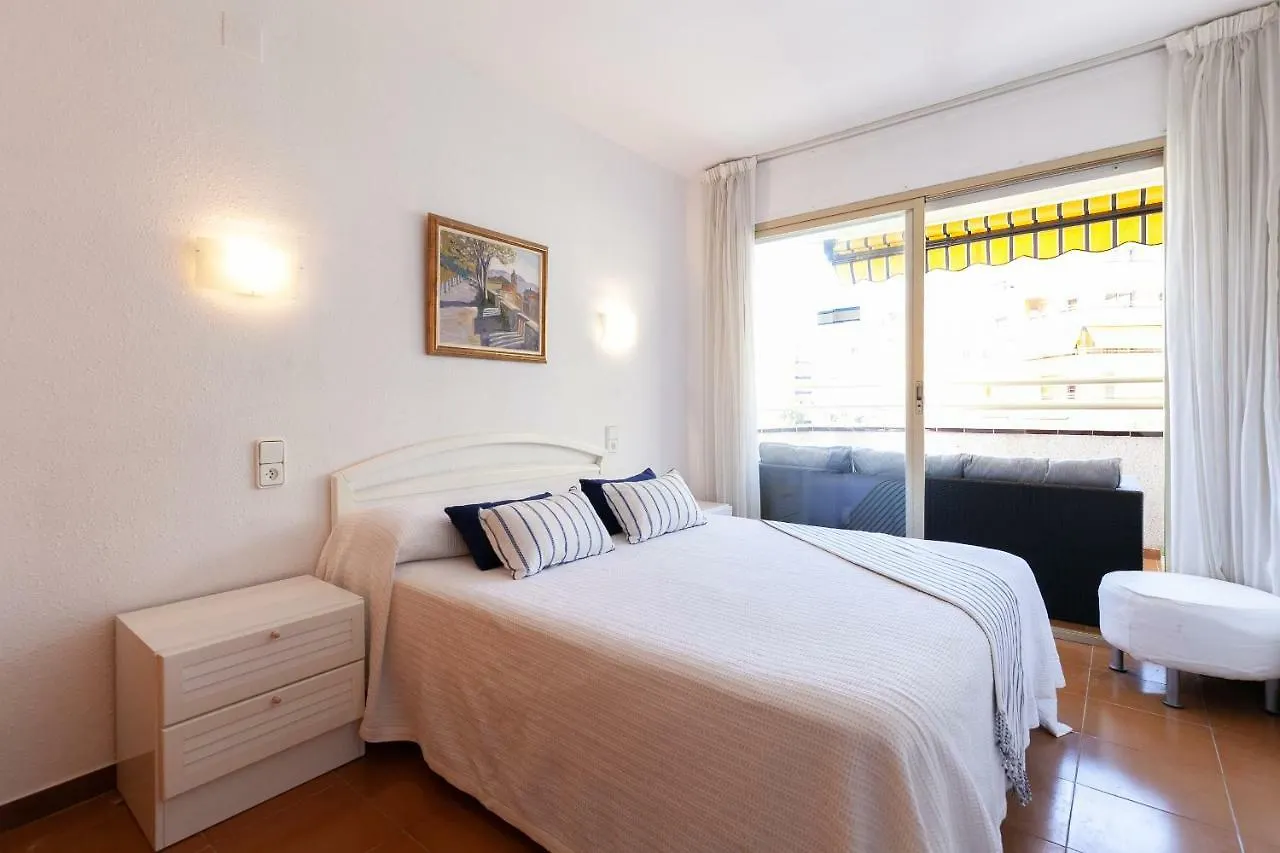 Uhc Jerez Cordoba Sevilla Apartments Salou Espagne